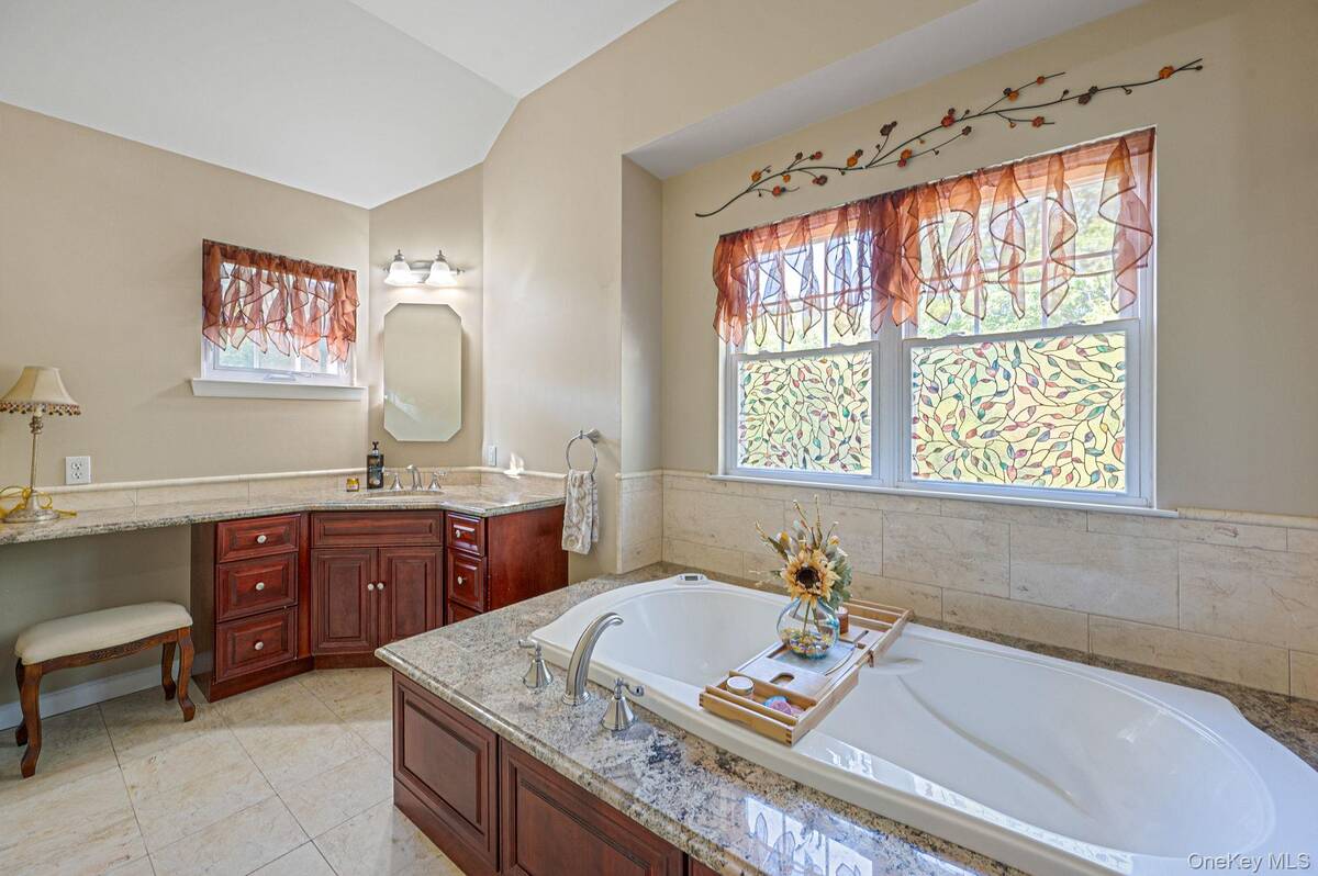 #25 photo, 106 Springdale Drive, Ronkonkoma , NY 11779