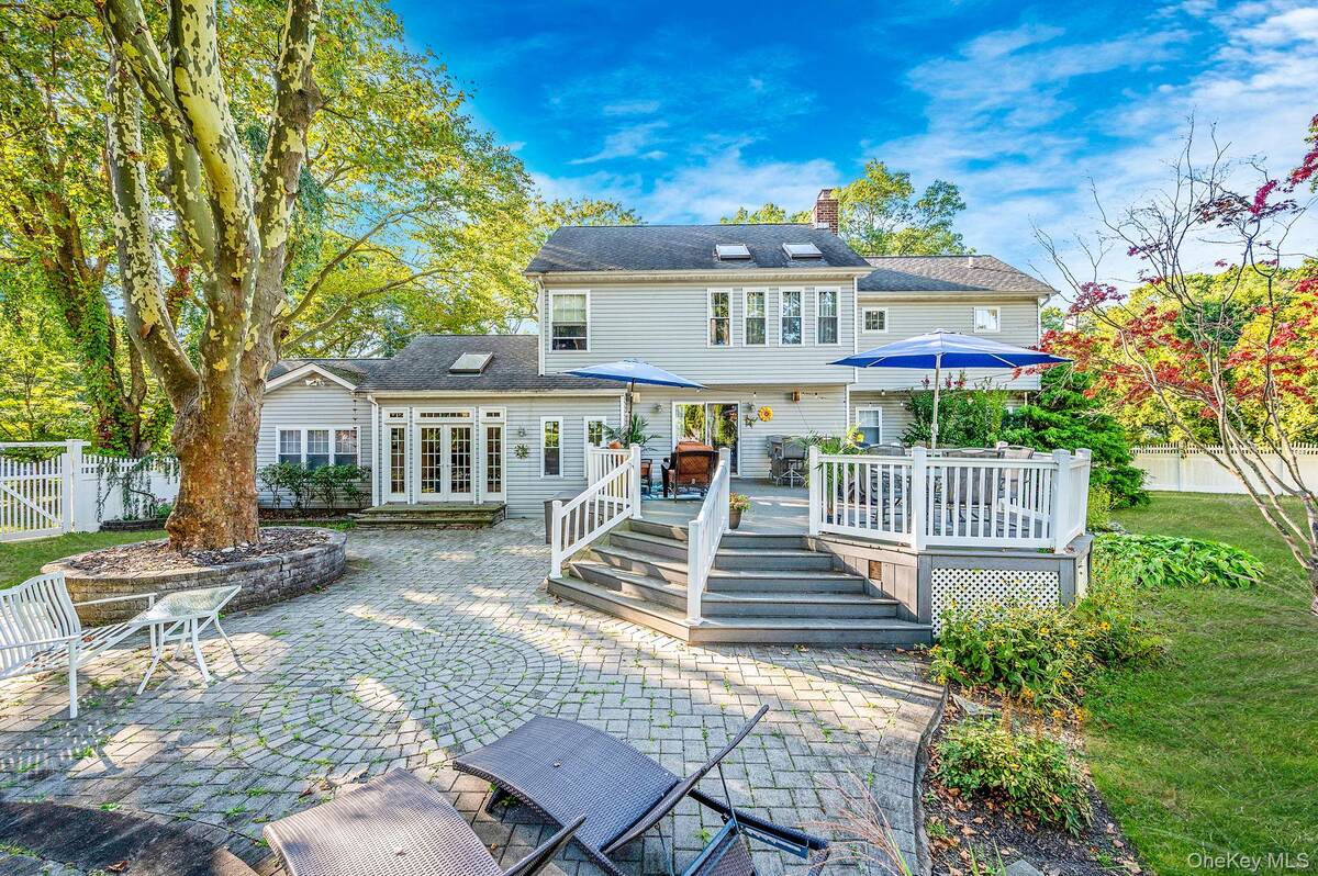 #31 photo, 106 Springdale Drive, Ronkonkoma , NY 11779