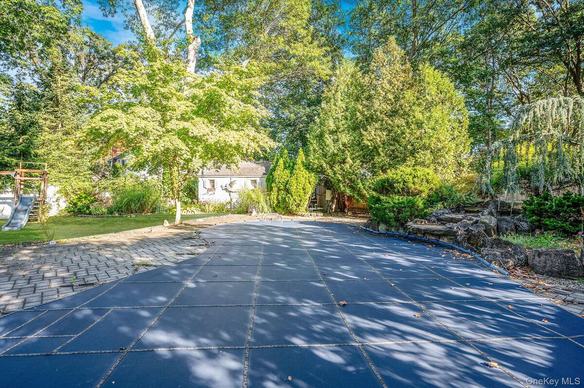 #33 photo, 106 Springdale Drive, Ronkonkoma , NY 11779