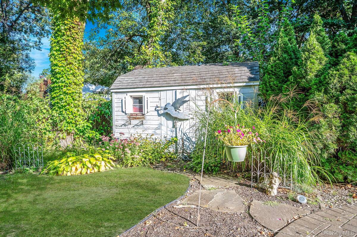 #37 photo, 106 Springdale Drive, Ronkonkoma , NY 11779