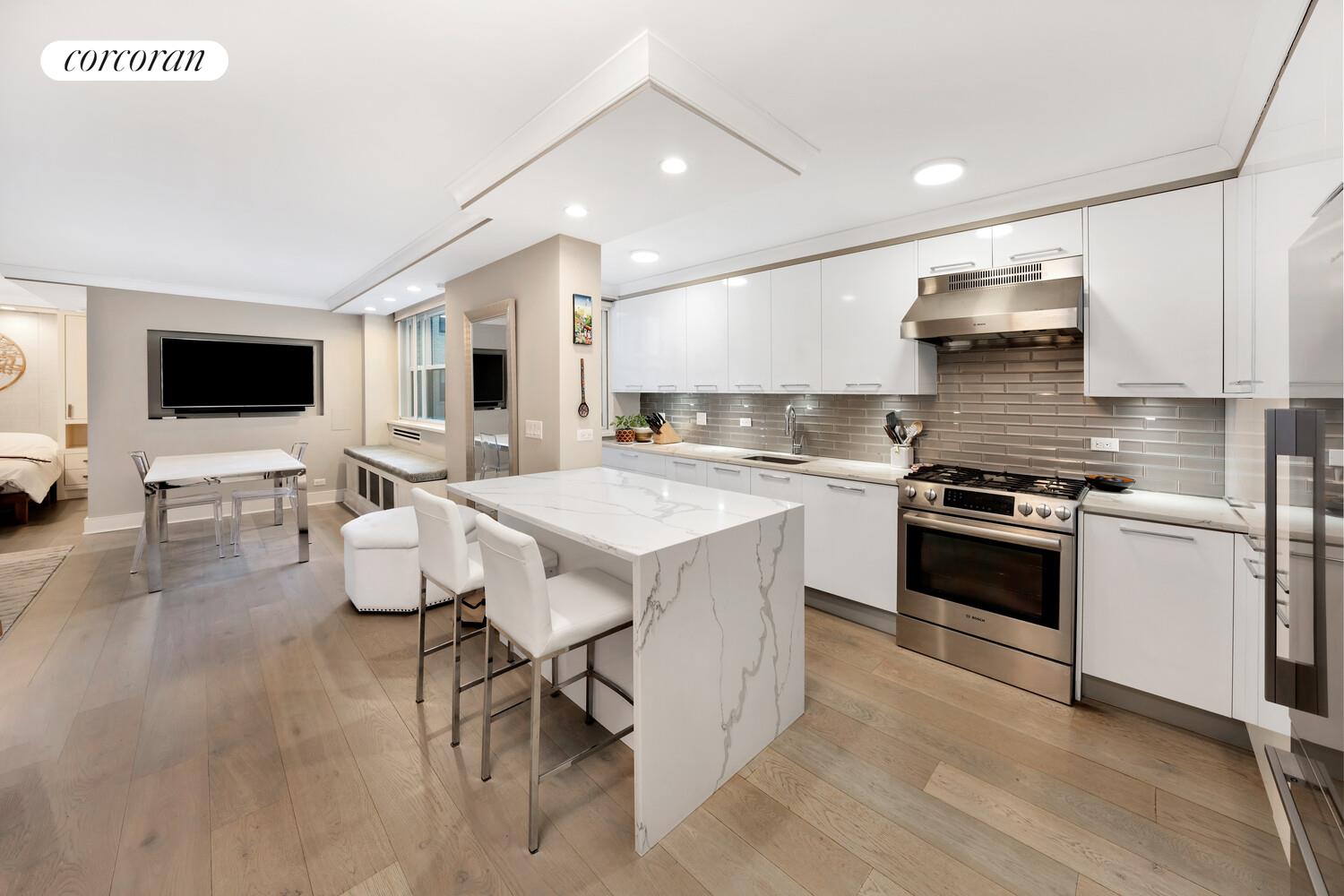 #6 photo, New York City, 맨해튼 Lenox Hill , NY 10021