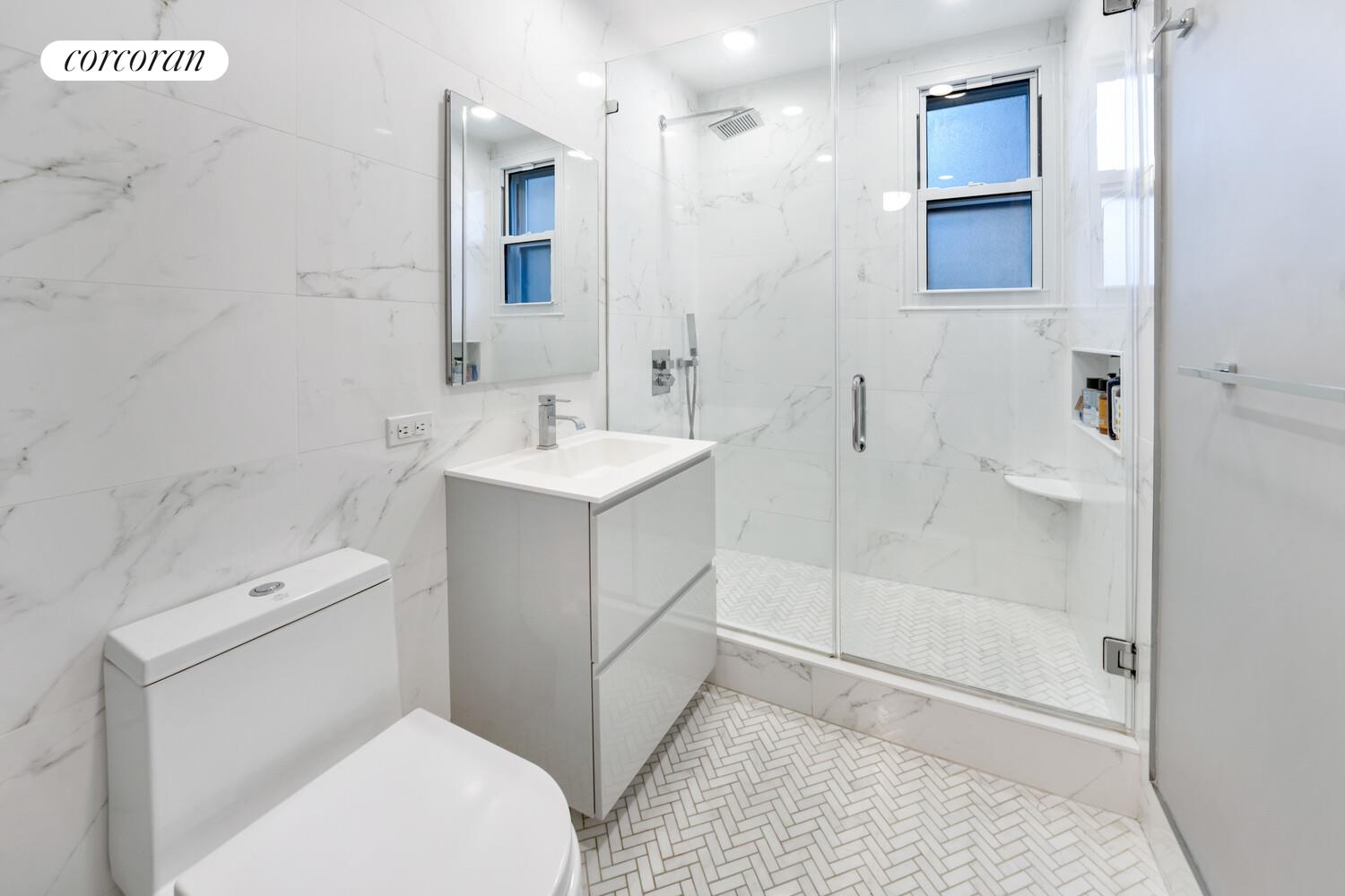 #9 photo, New York City, 맨해튼 Lenox Hill , NY 10021