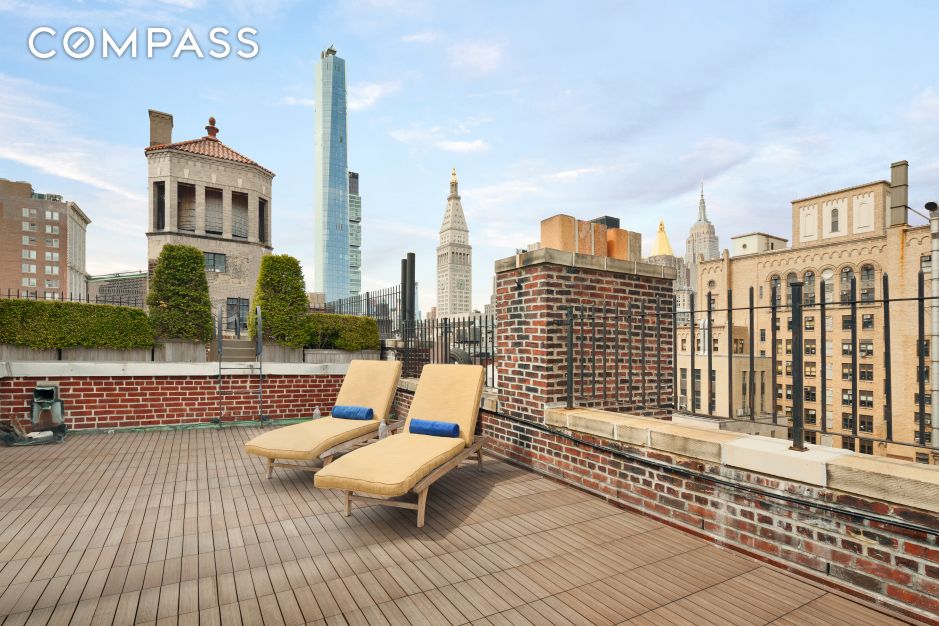 #9 photo, 44 Gramercy Park N, Gramercy Park , NY 10010