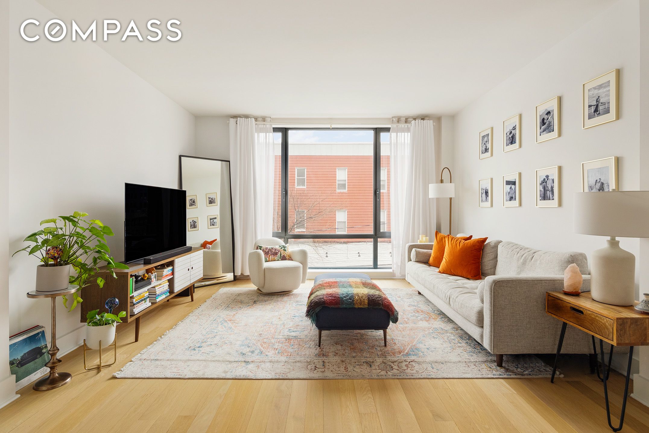 #1 photo, 47-28 11th Street, Long Island City , NY 11101