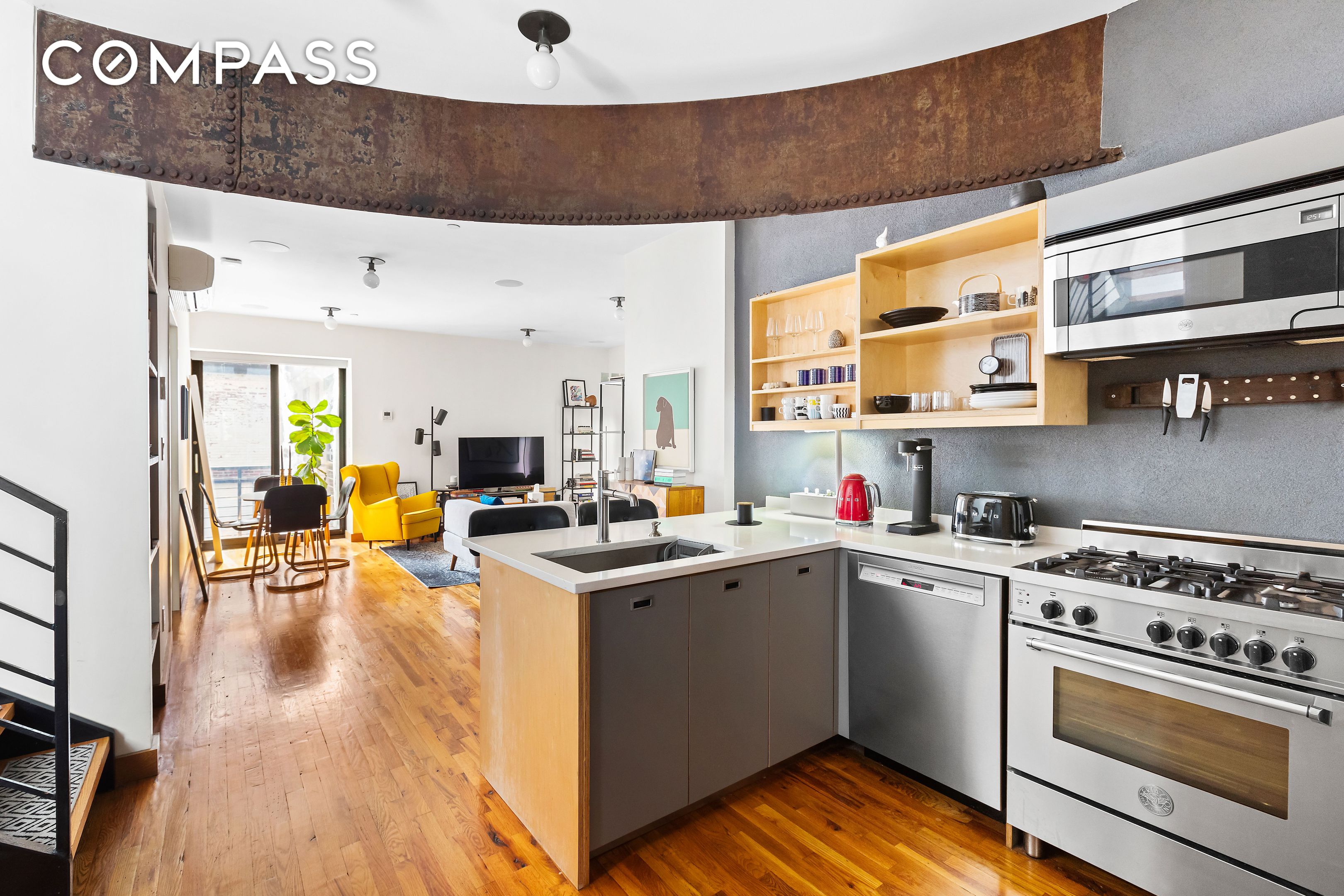 #7 photo, 37 Bridge Street, Dumbo , NY 11201