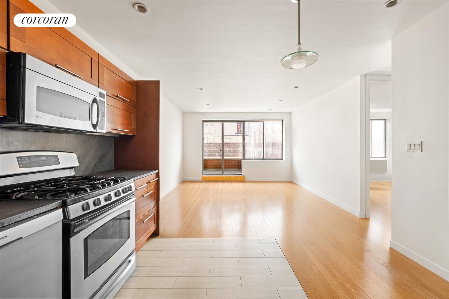 #5 photo, 181 7TH Avenue, Chelsea , NY 10011