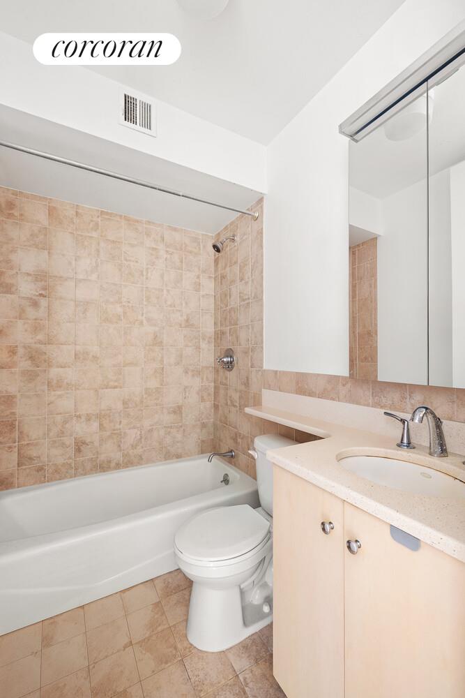 #9 photo, 181 7TH Avenue, Chelsea , NY 10011