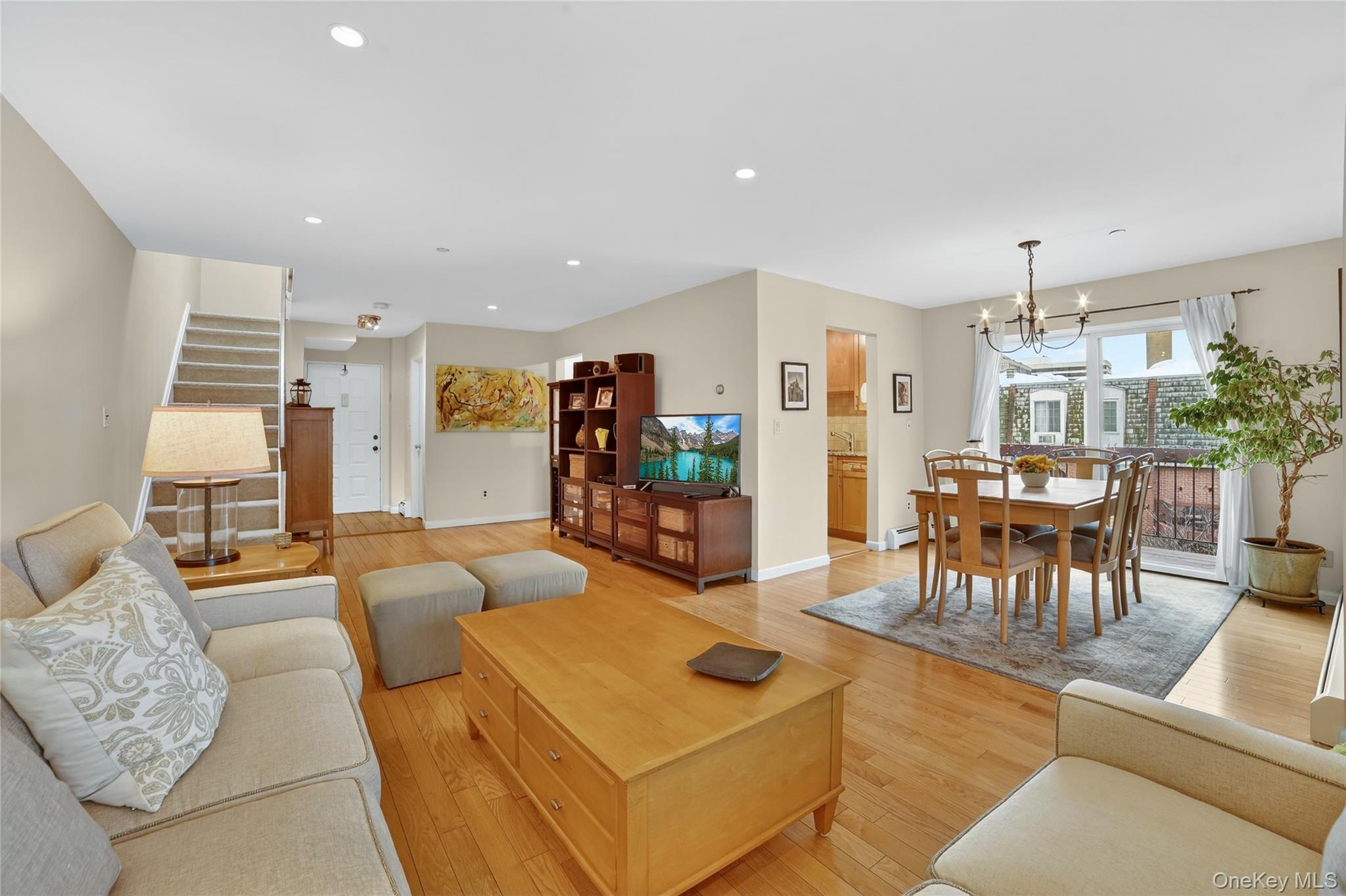 #11 photo, 55 N Broadway, White Plains , NY 10601