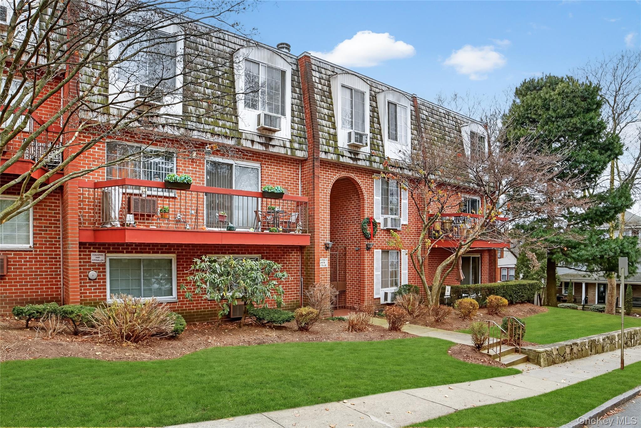 #2 photo, 55 N Broadway, White Plains , NY 10601