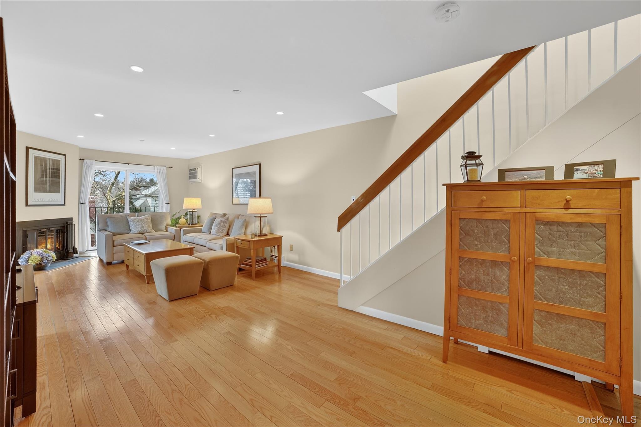 #9 photo, 55 N Broadway, White Plains , NY 10601