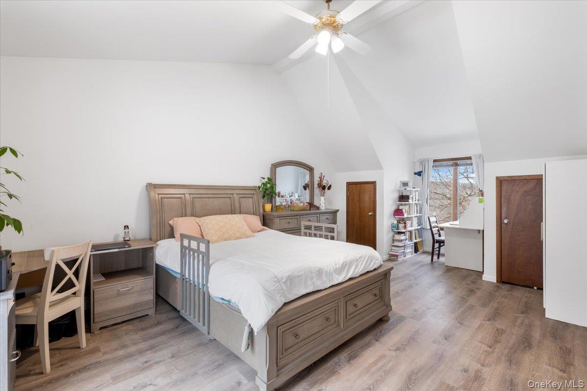 #14 photo, 712 Linda Avenue, Thornwood , NY 10594