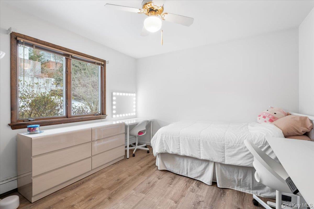 #16 photo, 712 Linda Avenue, Thornwood , NY 10594