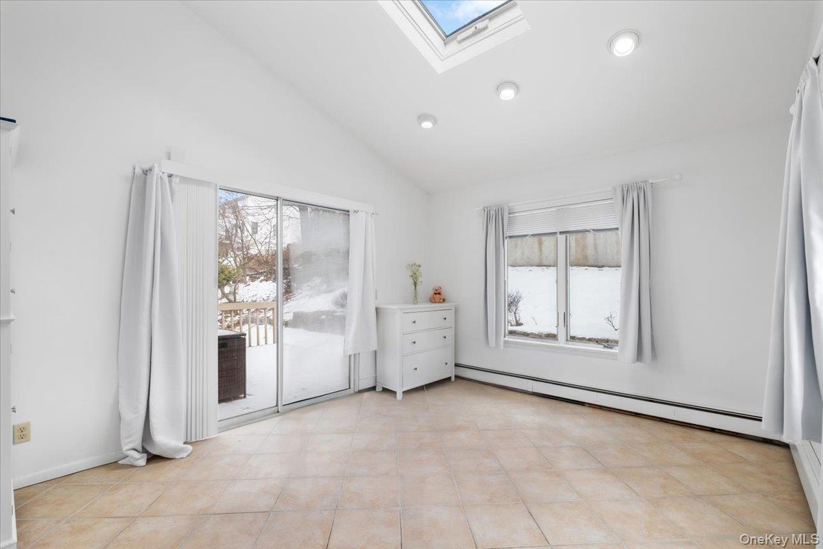 #6 photo, 712 Linda Avenue, Thornwood , NY 10594