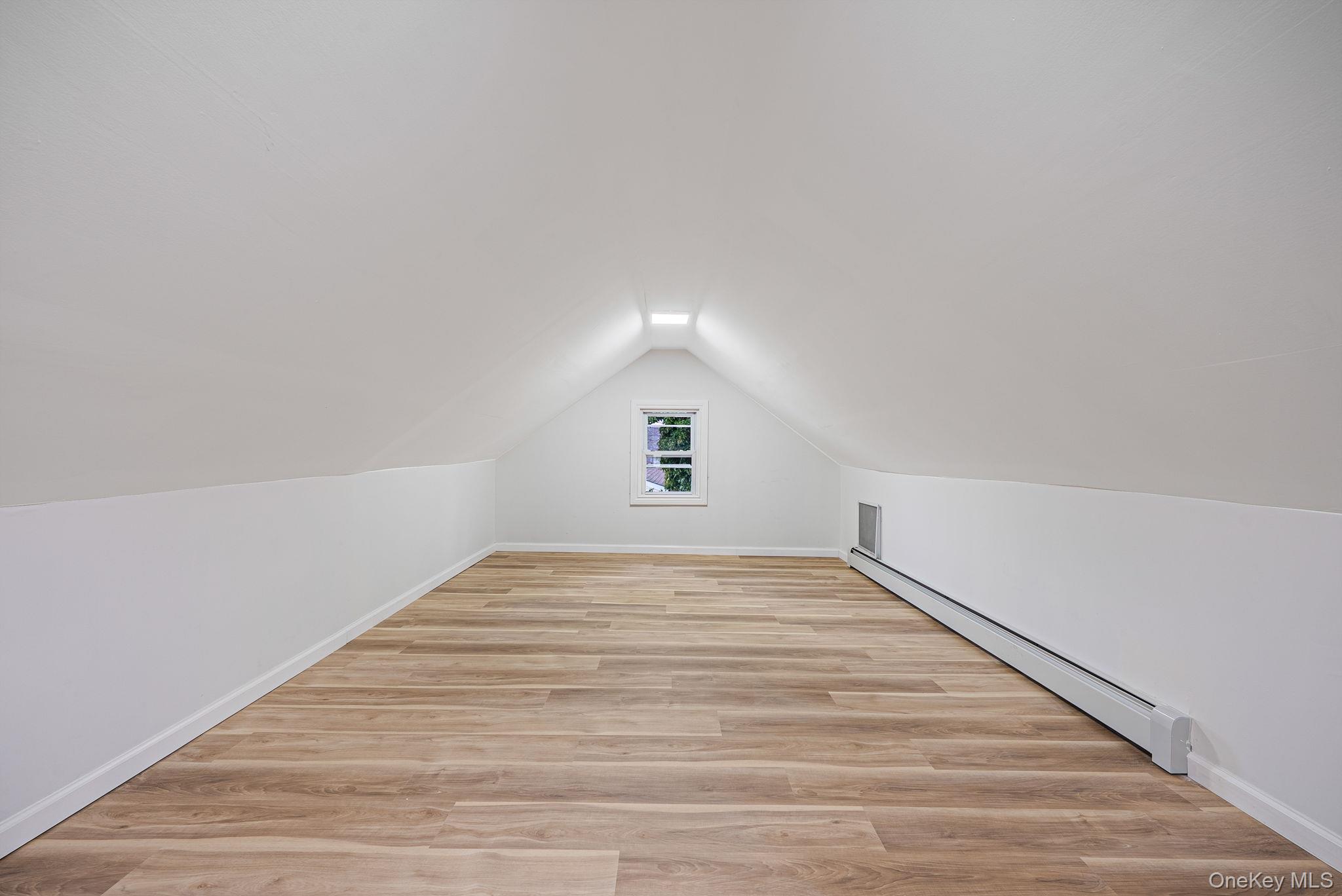 #16 photo, 33 Willow Avenue, ناسو Freeport , NY 11520