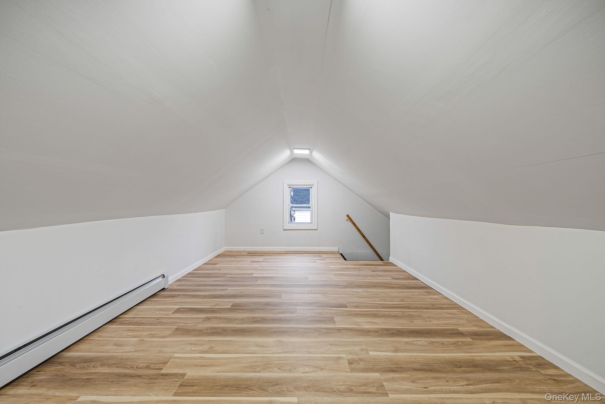 #17 photo, 33 Willow Avenue, ناسو Freeport , NY 11520