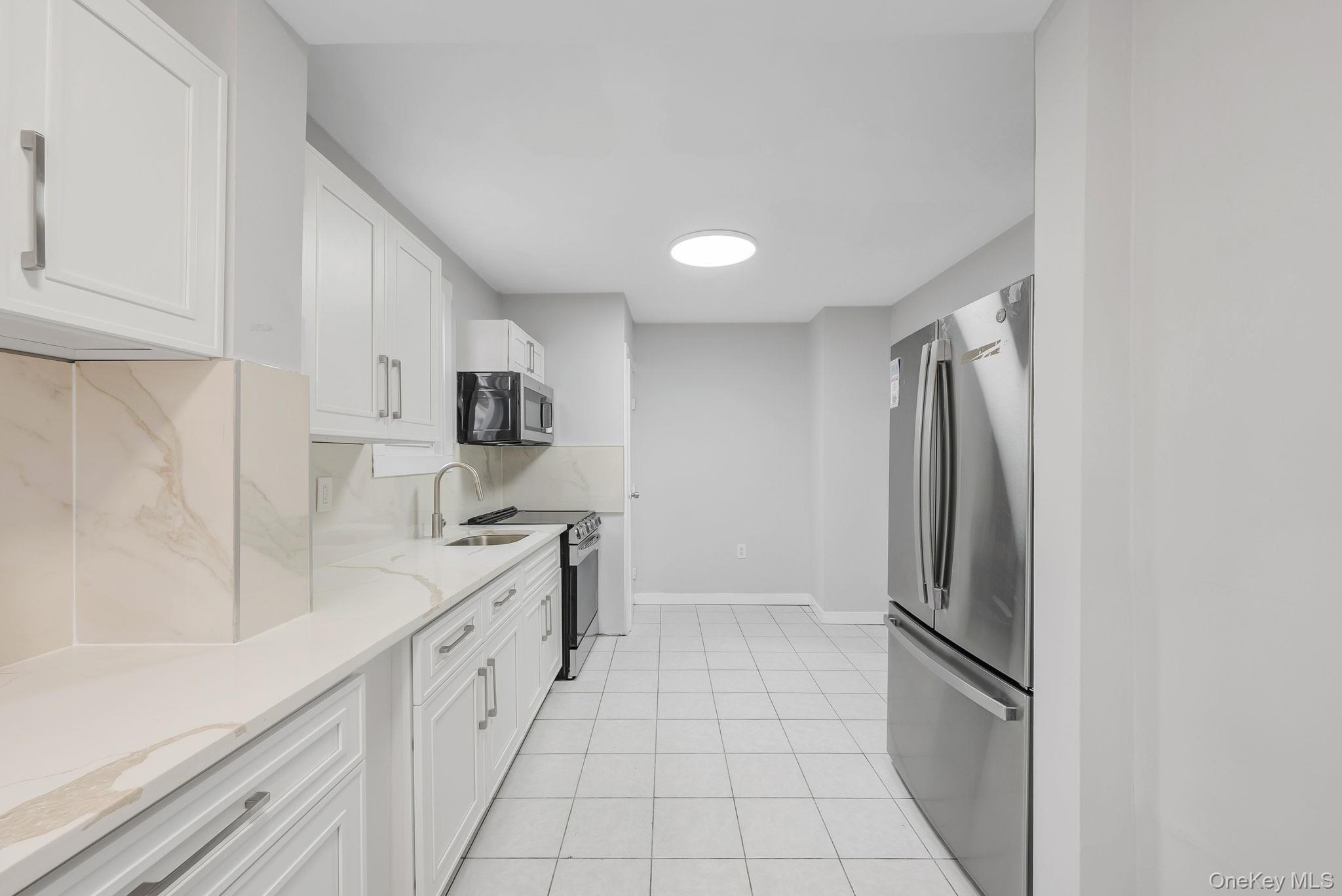 #8 photo, 33 Willow Avenue, ناسو Freeport , NY 11520