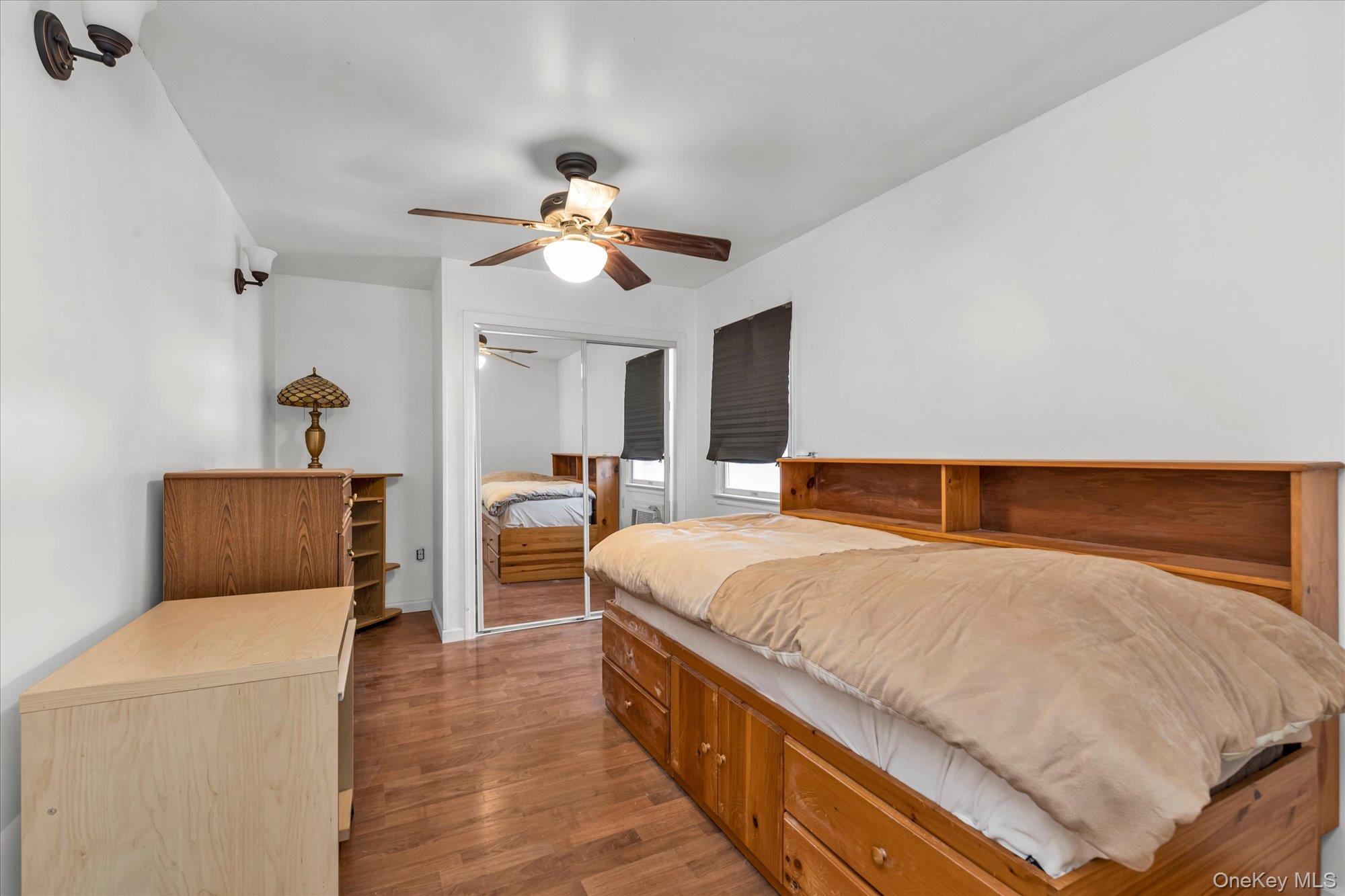 #13 photo, 303 Oak Street, South Hempstead , NY 11550