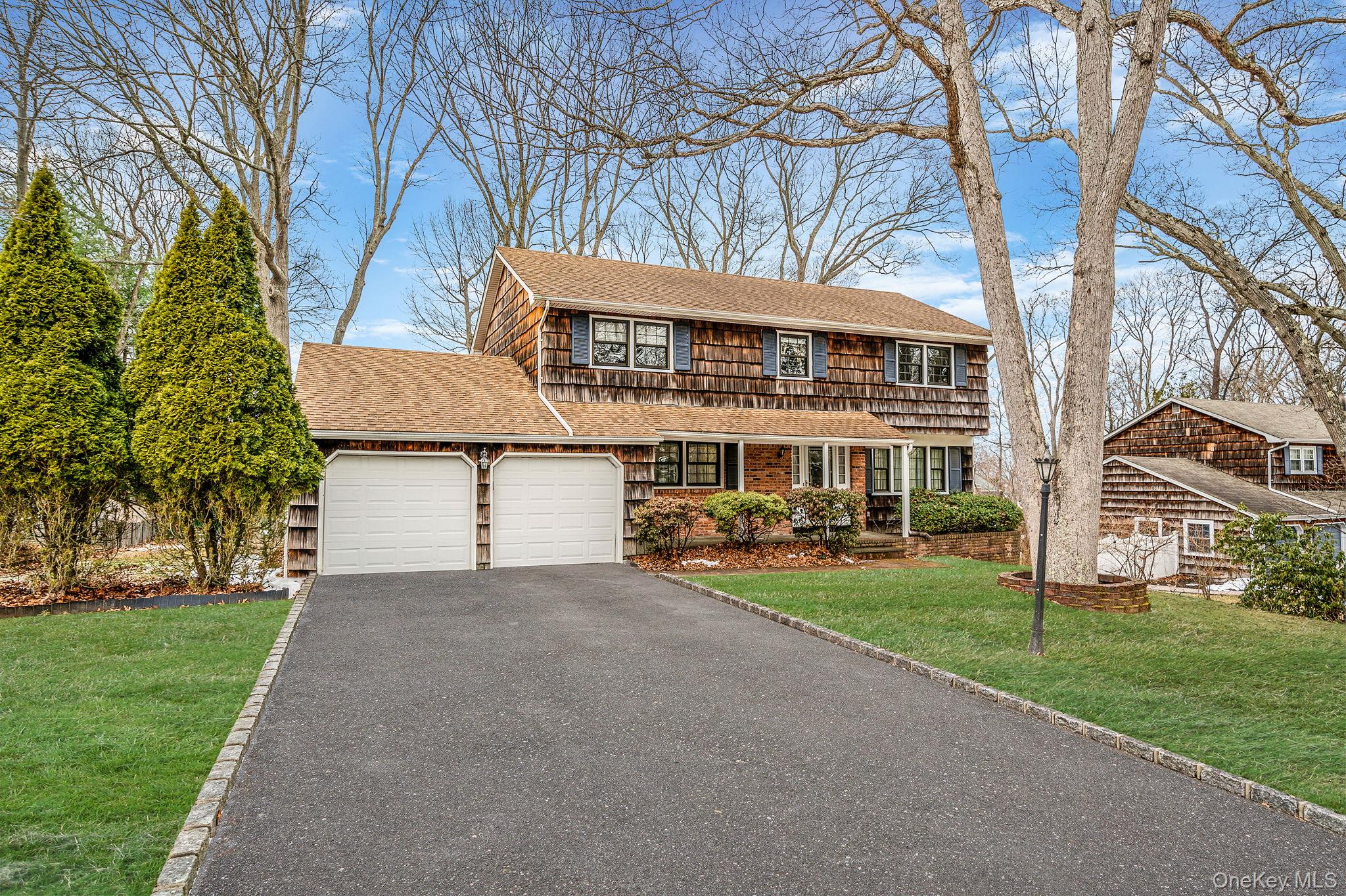 #1 photo, 10 Penelope Drive, מחוז סאפוק East Setauket , NY 11733