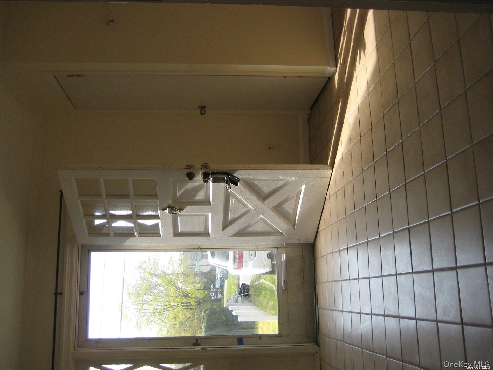 #17 photo, 117 Blydenburg Avenue, سوفولك Smithtown , NY 11787