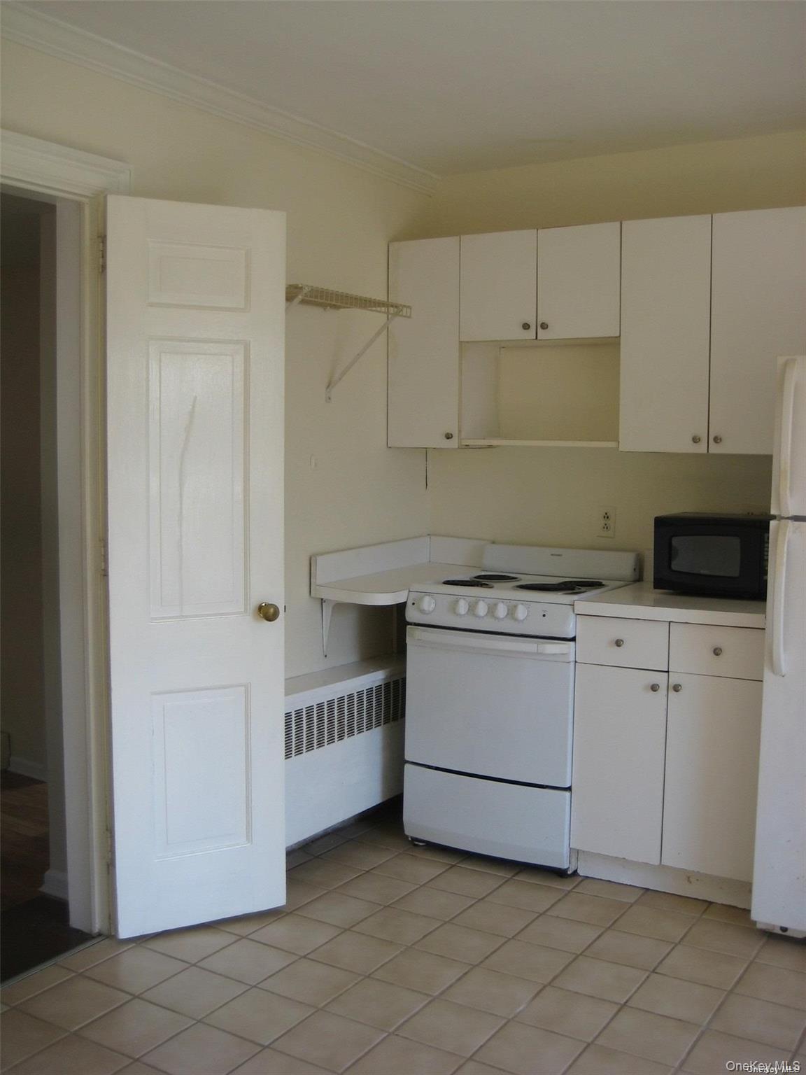 #19 photo, 117 Blydenburg Avenue, سوفولك Smithtown , NY 11787