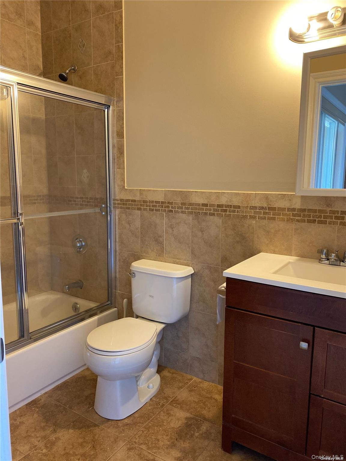 #3 photo, 289 Post Avenue, Westbury , NY 11590