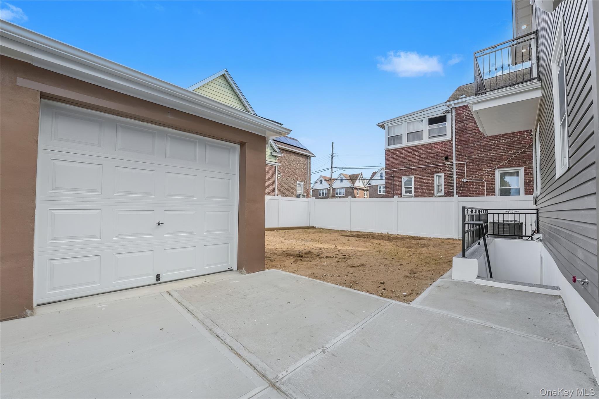 #18 photo, 116-39 Newburg St, Saint Albans , NY 11412