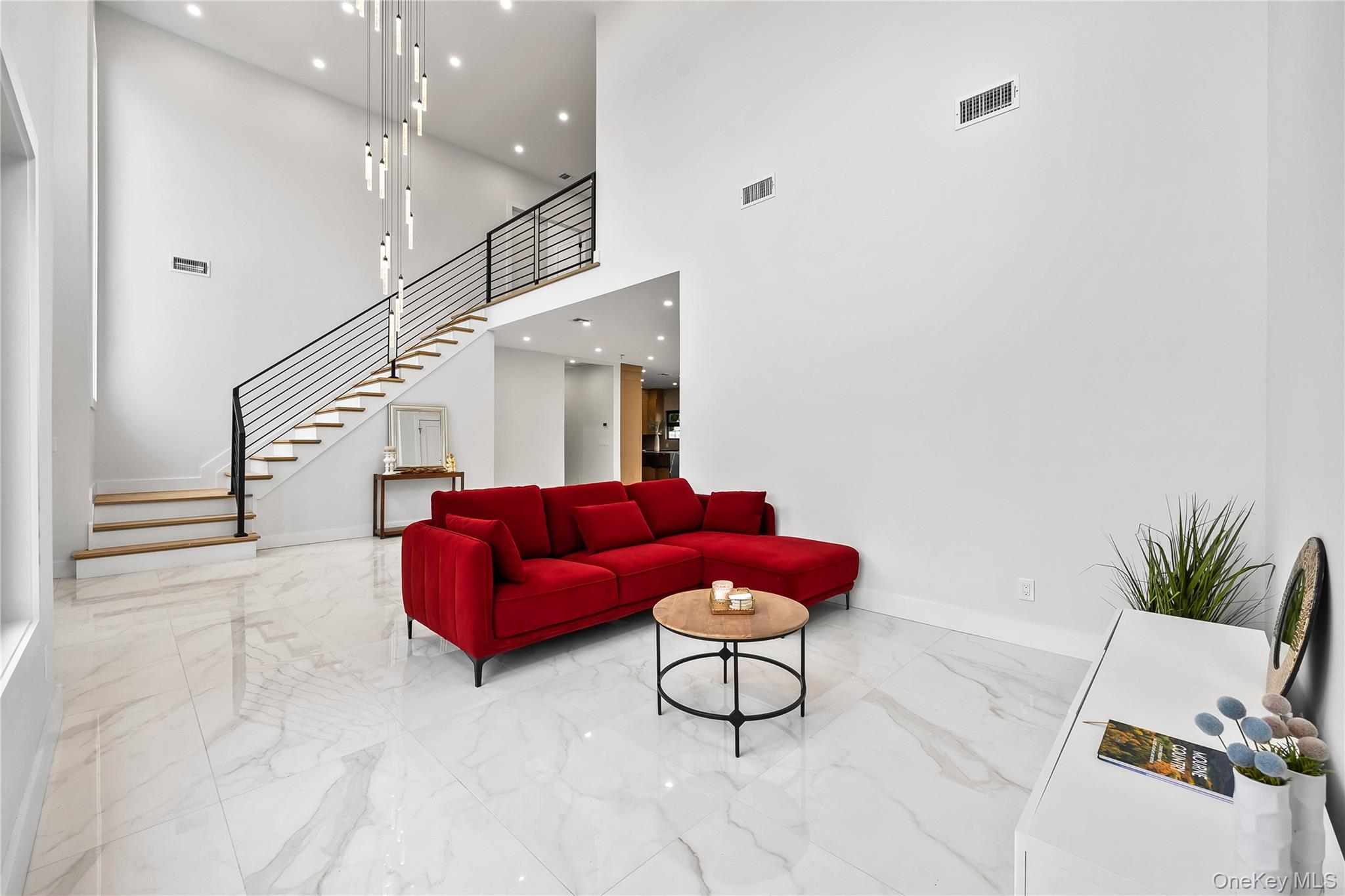 #10 photo, 48 Martin Lane, Westbury , NY 11590