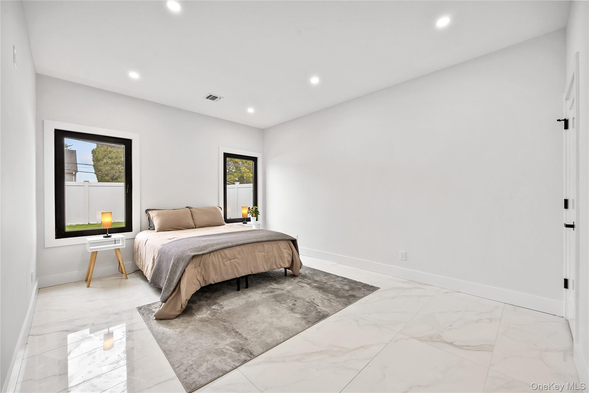 #11 photo, 48 Martin Lane, Westbury , NY 11590