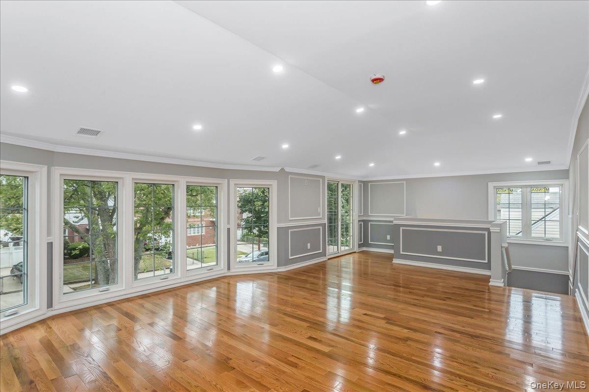 #17 photo, 24336 Caney Road, Rosedale , NY 11422