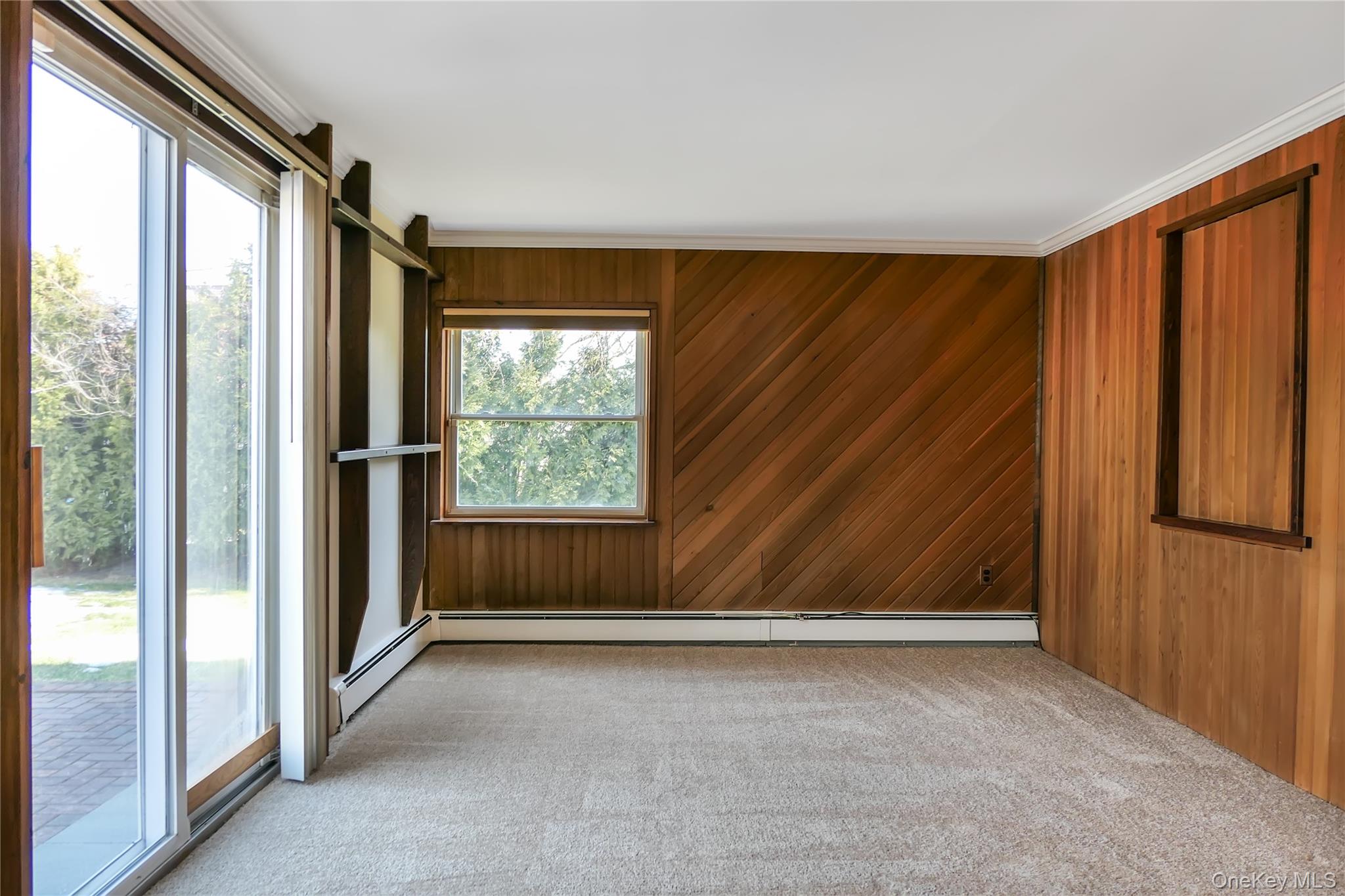 #15 photo, 10 Marie Crescent, सफ़ोक काउंटी East Patchogue , NY 11772