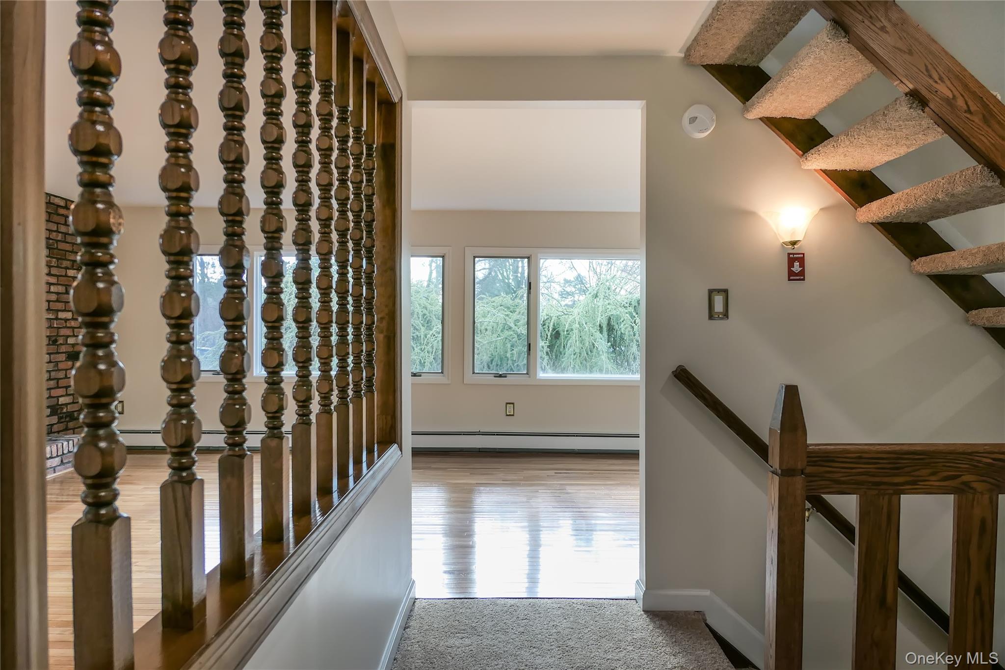 #8 photo, 10 Marie Crescent, सफ़ोक काउंटी East Patchogue , NY 11772