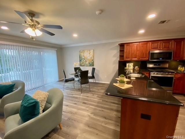 #4 photo, 24 Neal, South Setauket , NY 11720