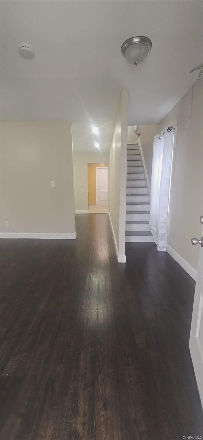 #7 photo, 108-24 Springfield Boulevard, क्वीन्स गाँव Queens Village , NY 11429