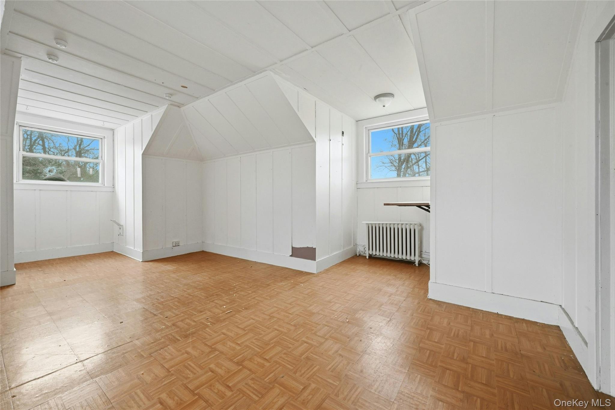 #7 photo, 54 Cove Road, Huntington , NY 11743