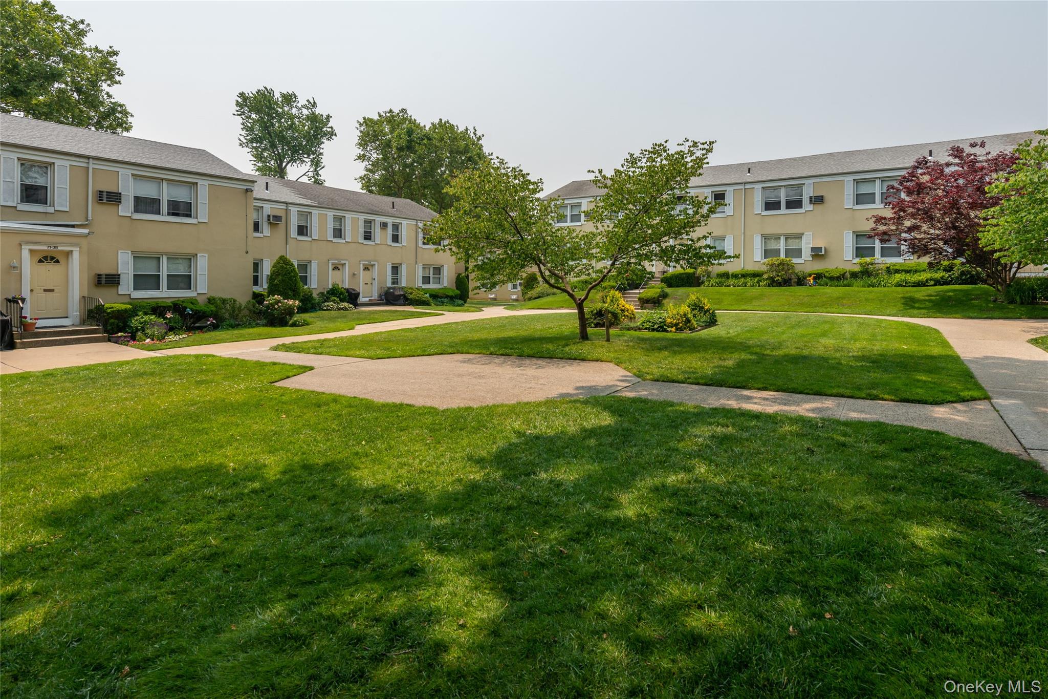 #15 photo, 71-36 Little Neck Pkwy, Куинс ‖ Bellerose , NY 11426