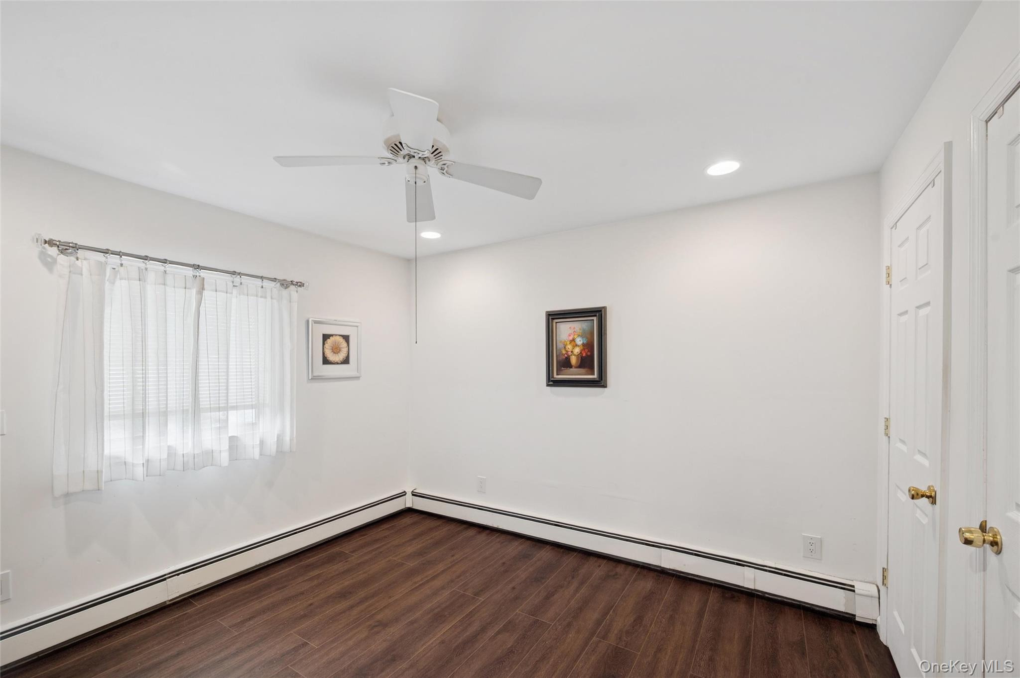 #15 photo, 14 March Lane, Westbury , NY 11590