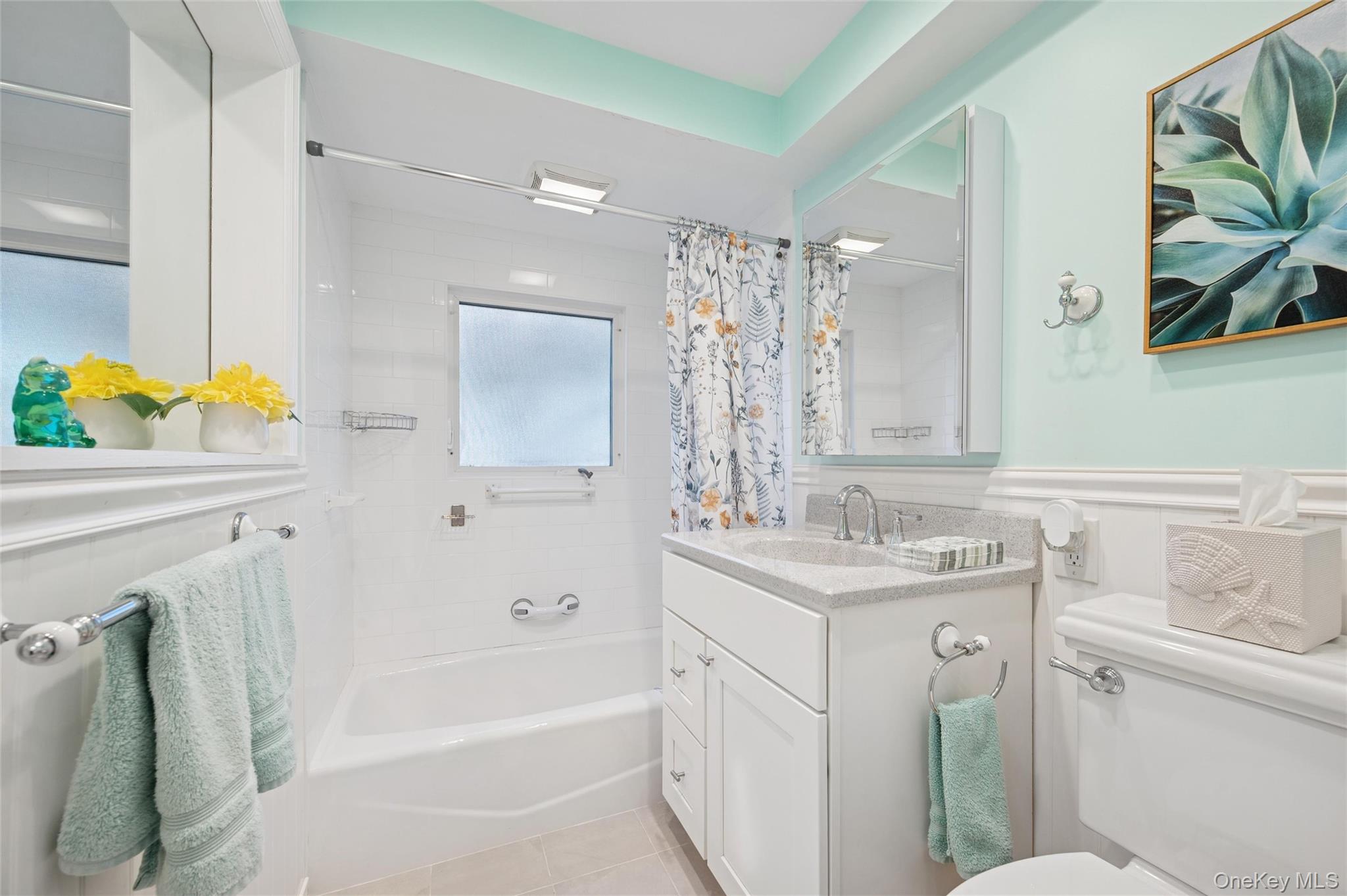 #16 photo, 14 March Lane, Westbury , NY 11590