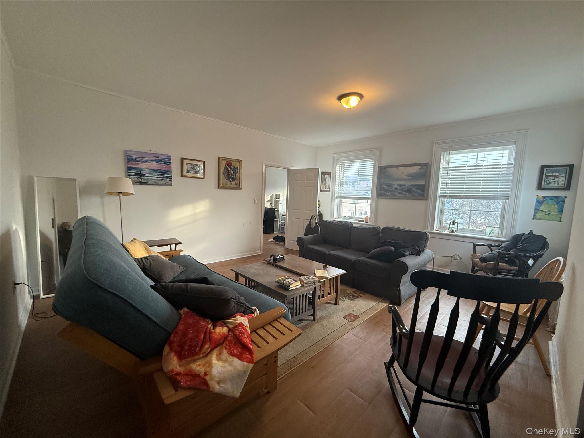 #8 photo, 5 Wood Court, Tarrytown , NY 10591