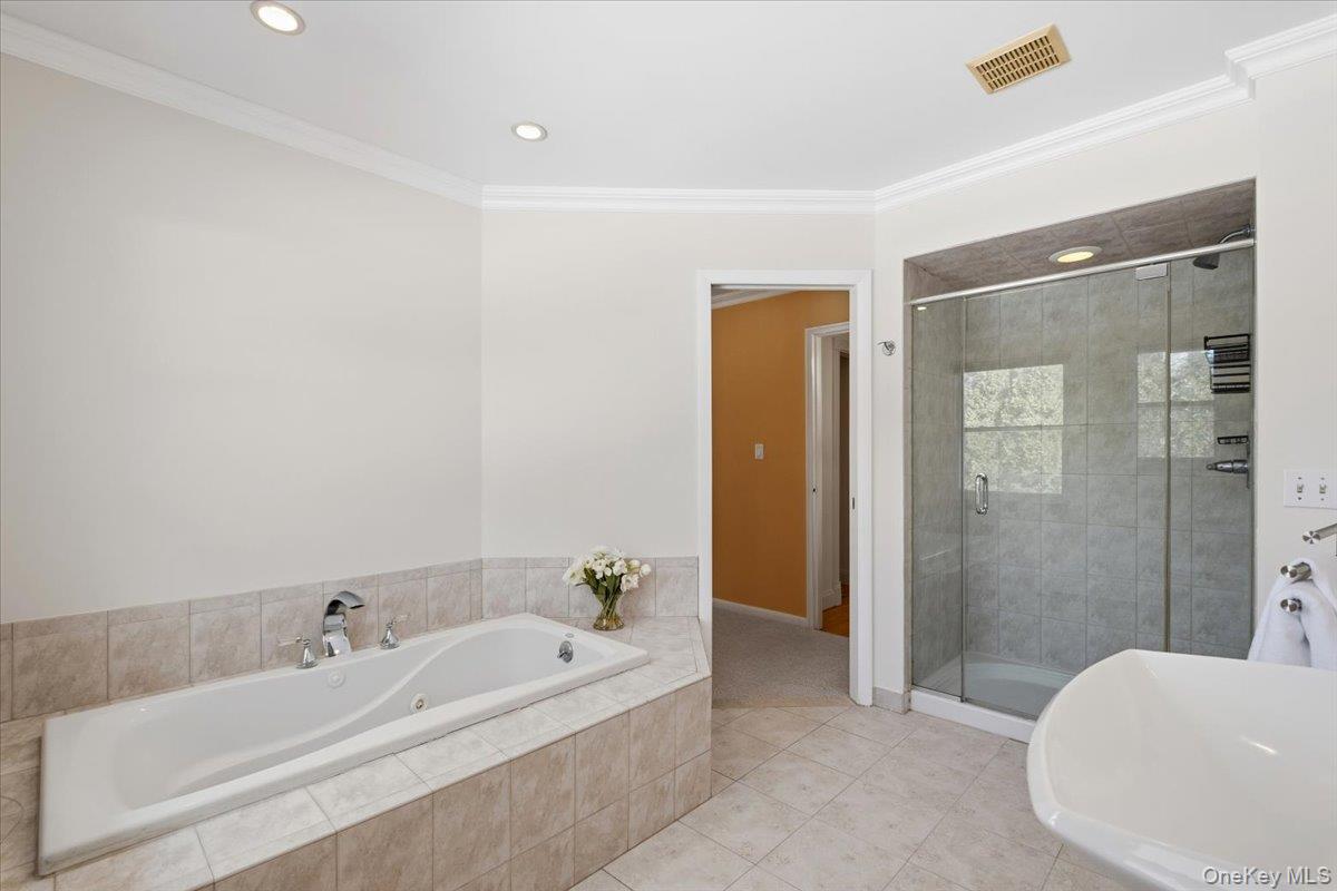 #14 photo, 10 Dellwood Road, White Plains , NY 10605