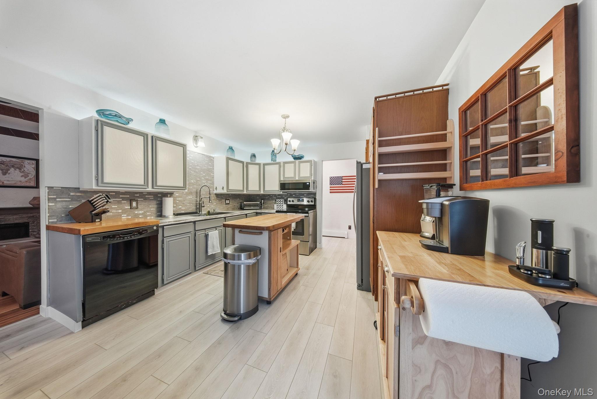 #9 photo, 41 Low Road, Wallkill , NY 12589