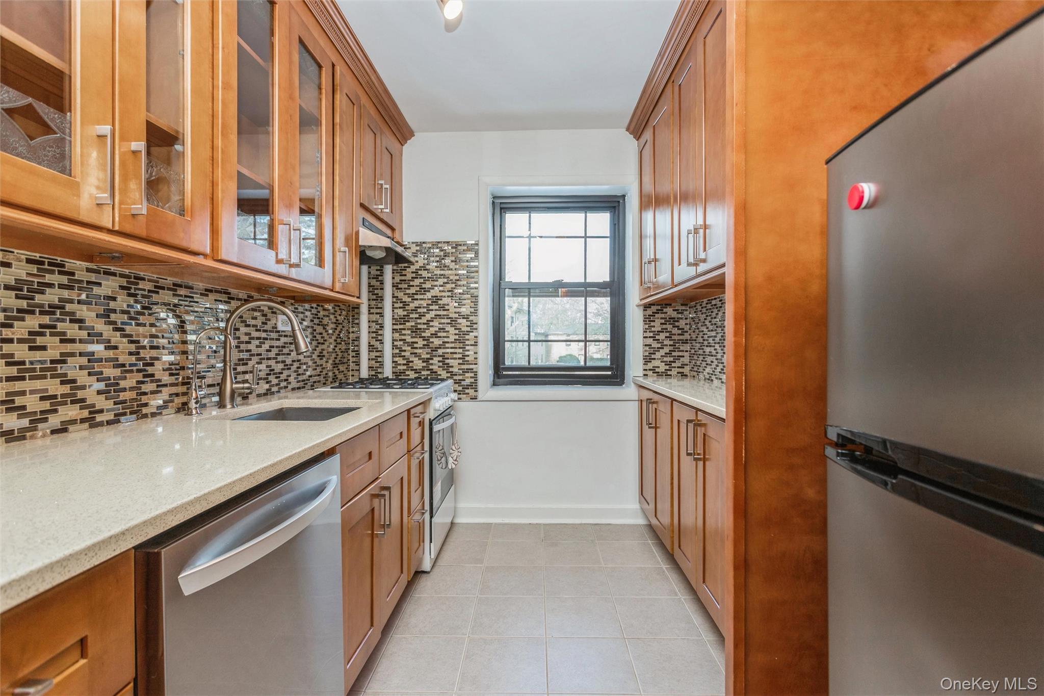 #10 photo, 25 Manchester Road, Eastchester , NY 10709