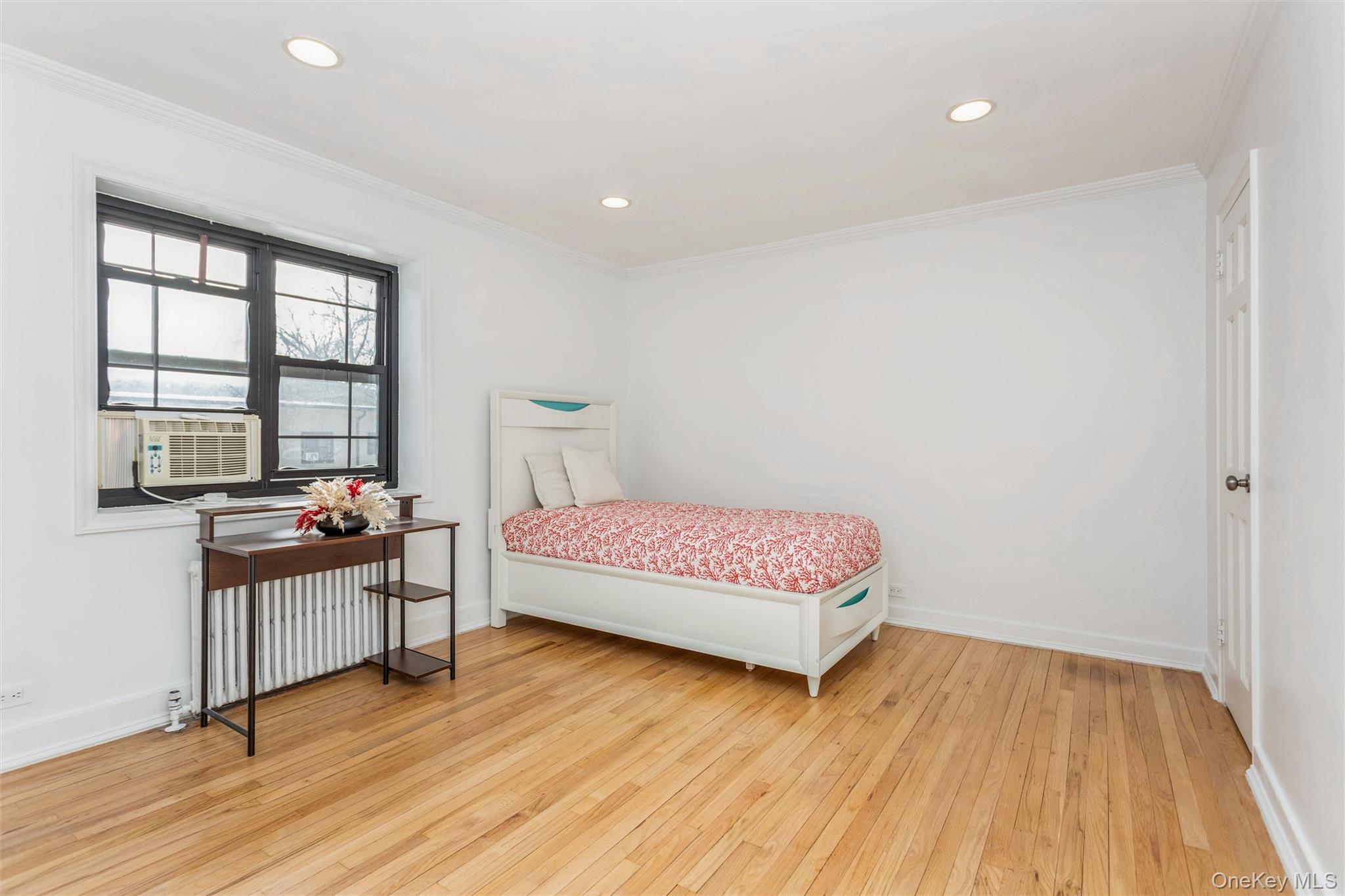 #14 photo, 25 Manchester Road, Eastchester , NY 10709