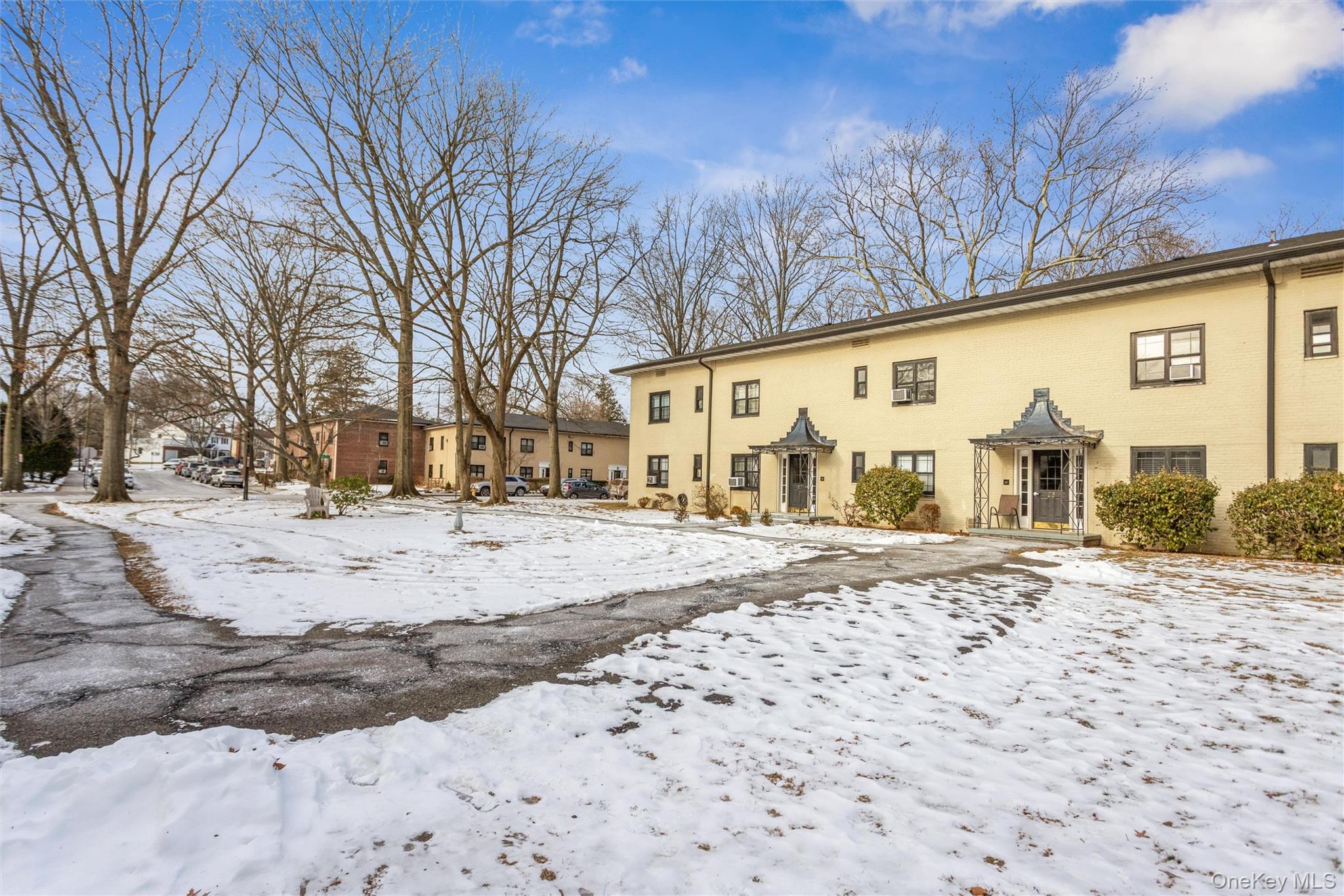 #19 photo, 25 Manchester Road, Eastchester , NY 10709