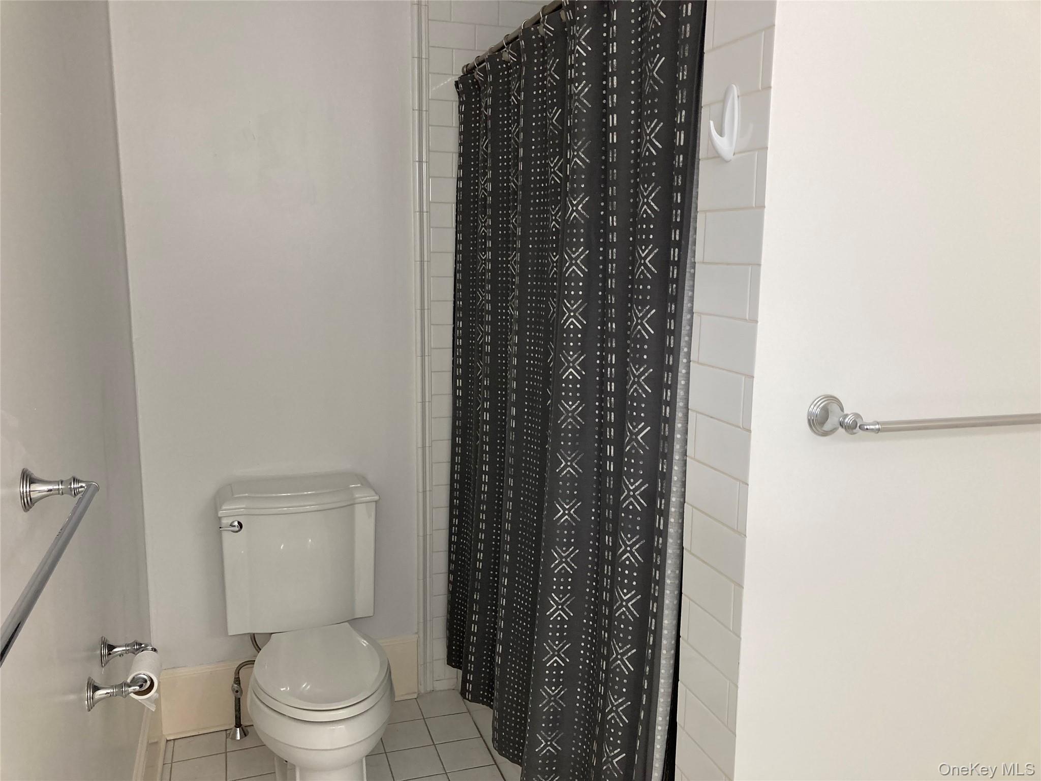 #16 photo, 7 Meadow Lane, Pleasantville , NY 10570