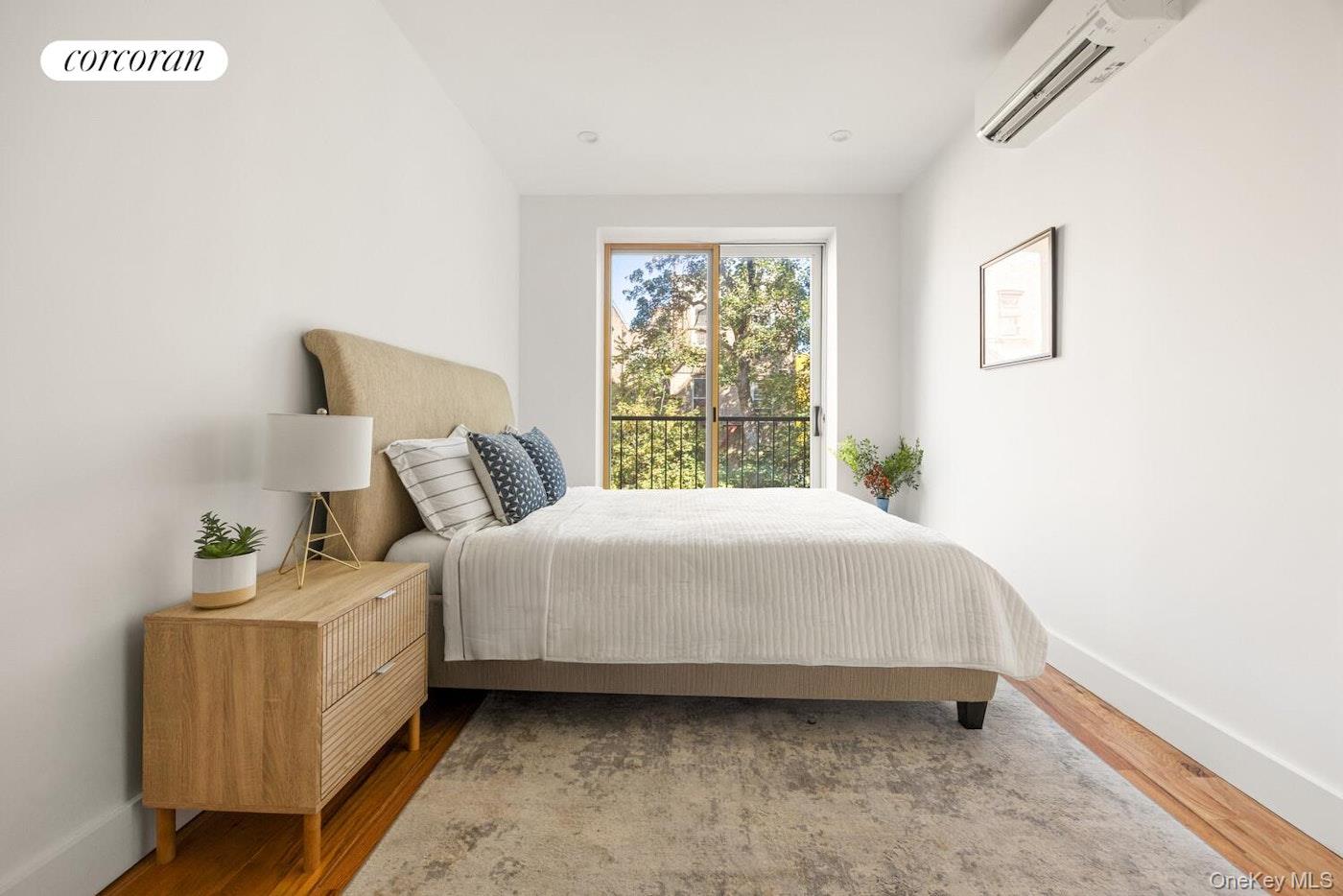 #4 photo, 247 Mount Hope Place, ब्रोंक्स Bronx , NY 10457