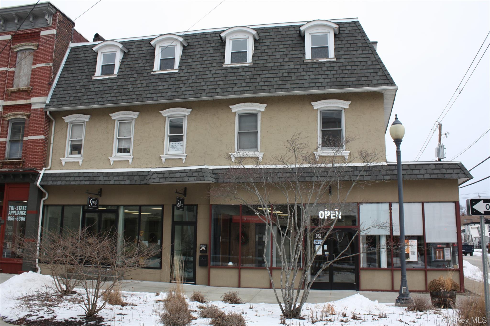 #1 photo, 84 Front Street, 纽约州 Port Jervis , NY 12771