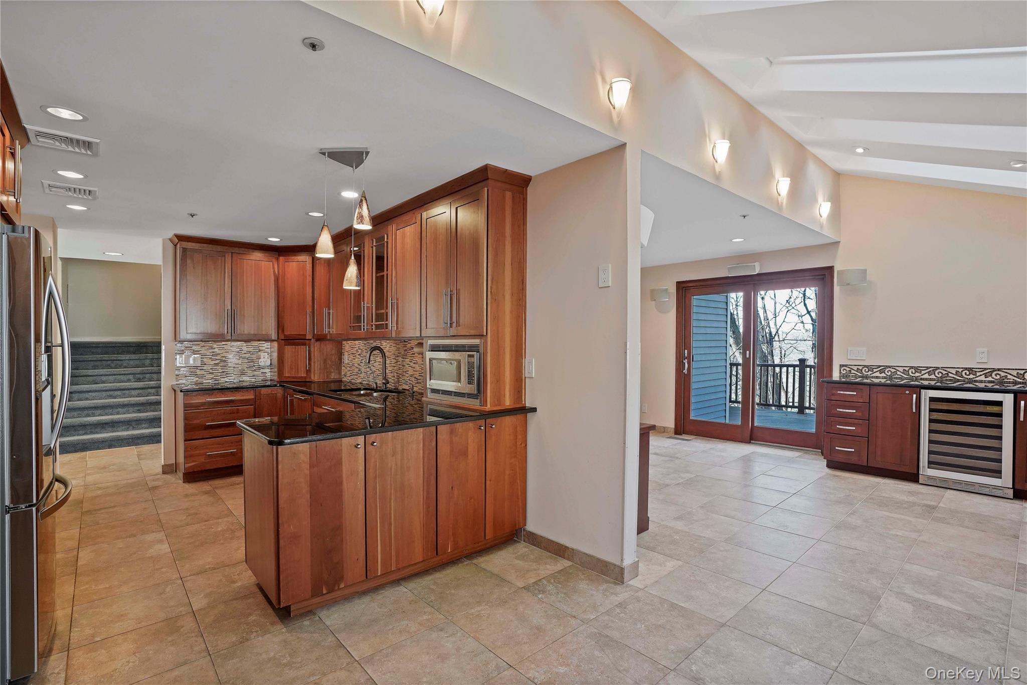 #7 photo, 208 Boulder Ridge Road, Scarsdale , NY 10583