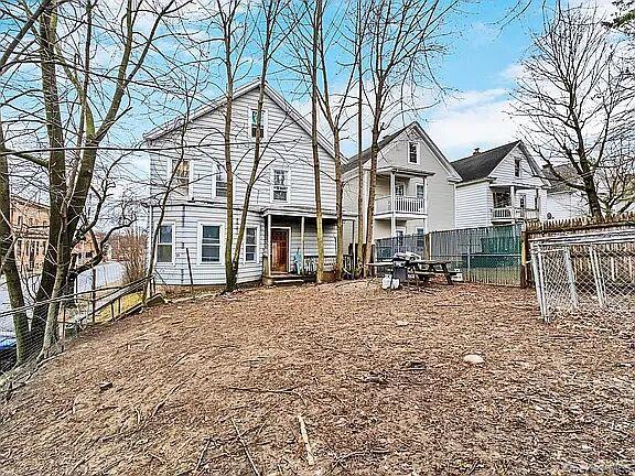 #18 photo, 16 Park Place, Poughkeepsie , NY 12601