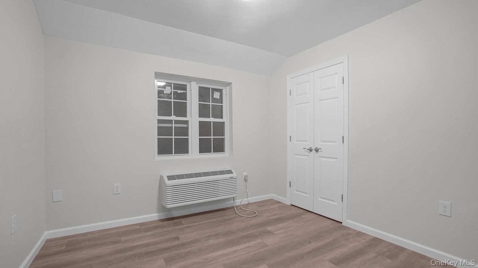 #15 photo, 332 Underhill Avenue, Bronx , NY 10473