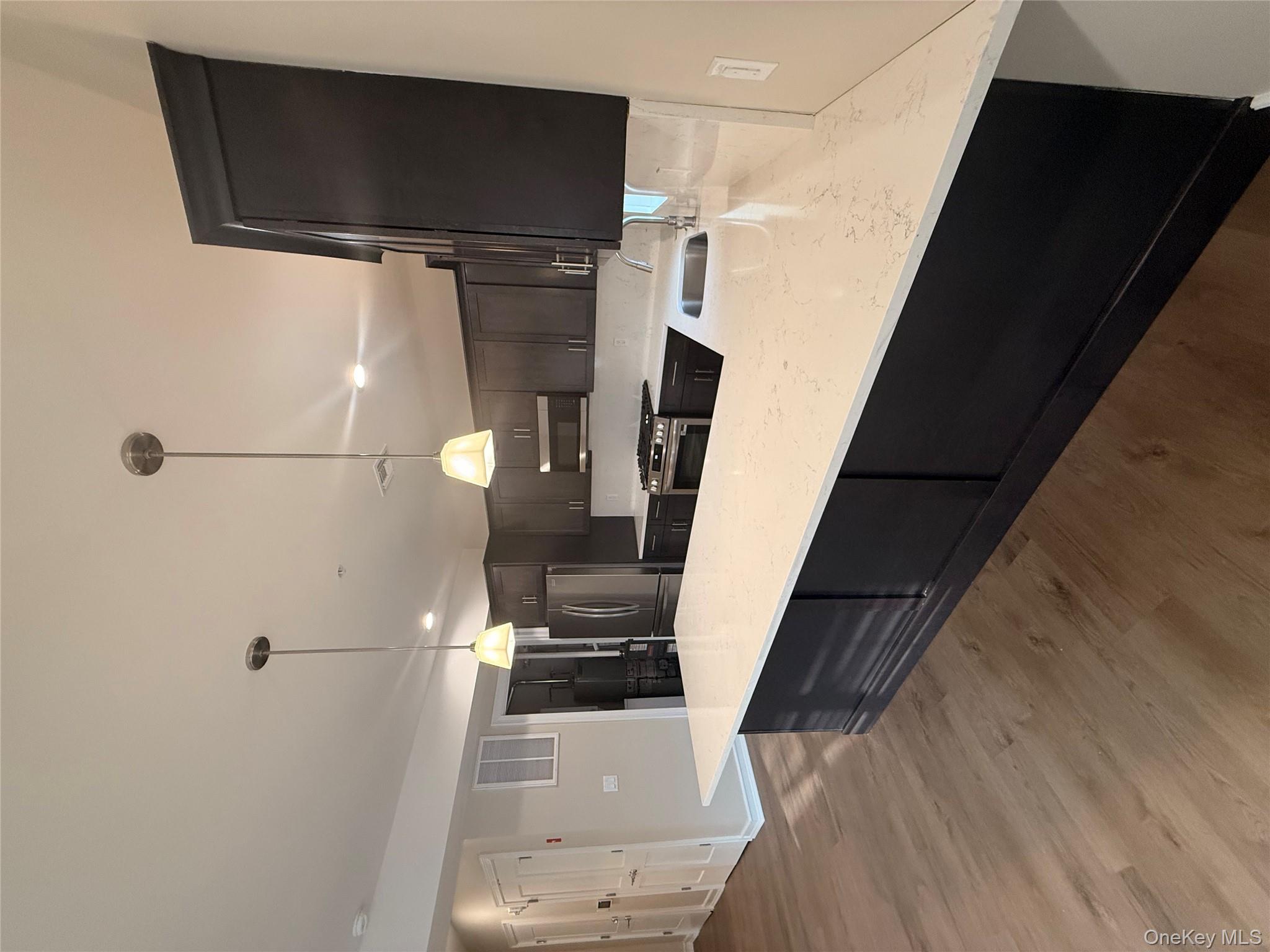 #4 photo, 122 Greenwich Avenue, Goshen , NY 10924